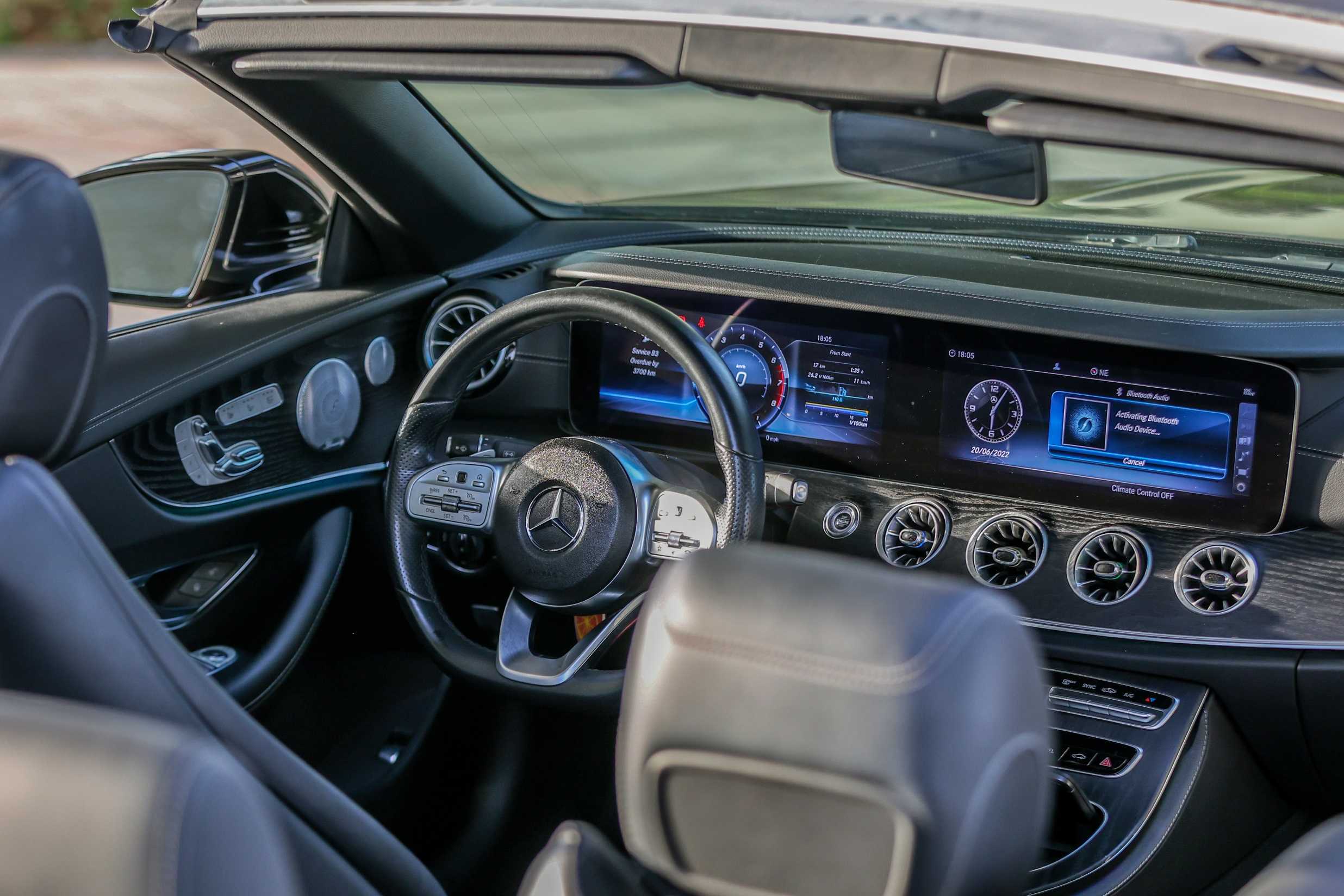 RENT MERCEDES BENZ E450 CONVERTIBLE 2019 IN DUBAI-pic_5