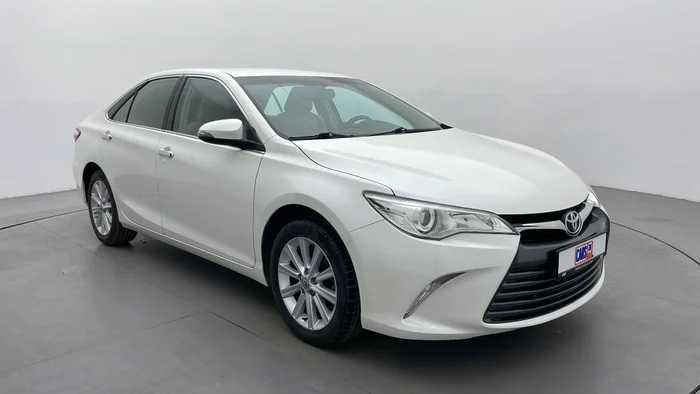 Rent a Toyota Camry SE 2016-pic_4