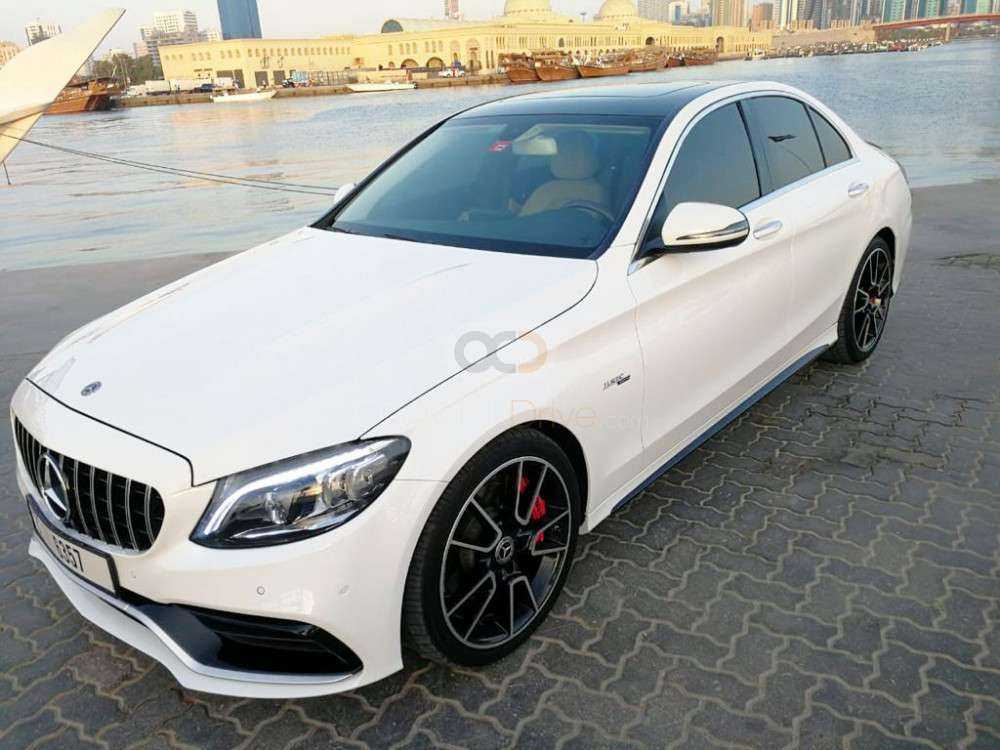 Rent Mercedes Benz C300 2019 in Dubai - Luxury & Performance-pic_2