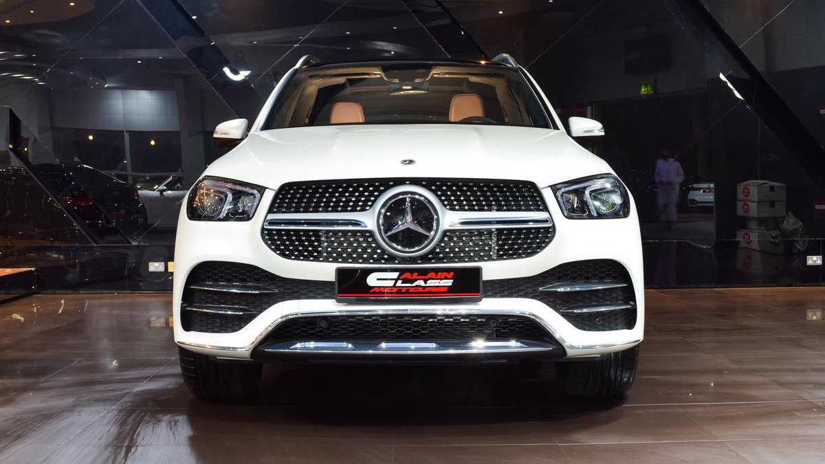Rent 2016 Mercedes GLE43 AMG-pic_1