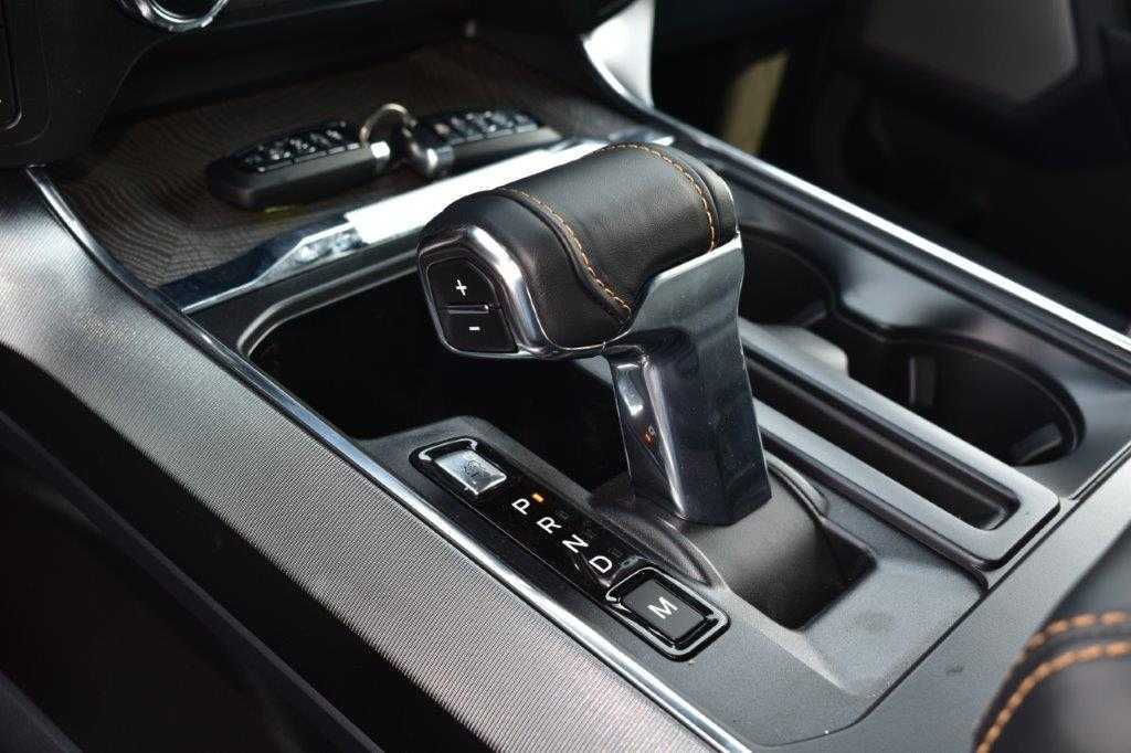 FORD F-150 SUPERCREW PLATINUM-pic_3