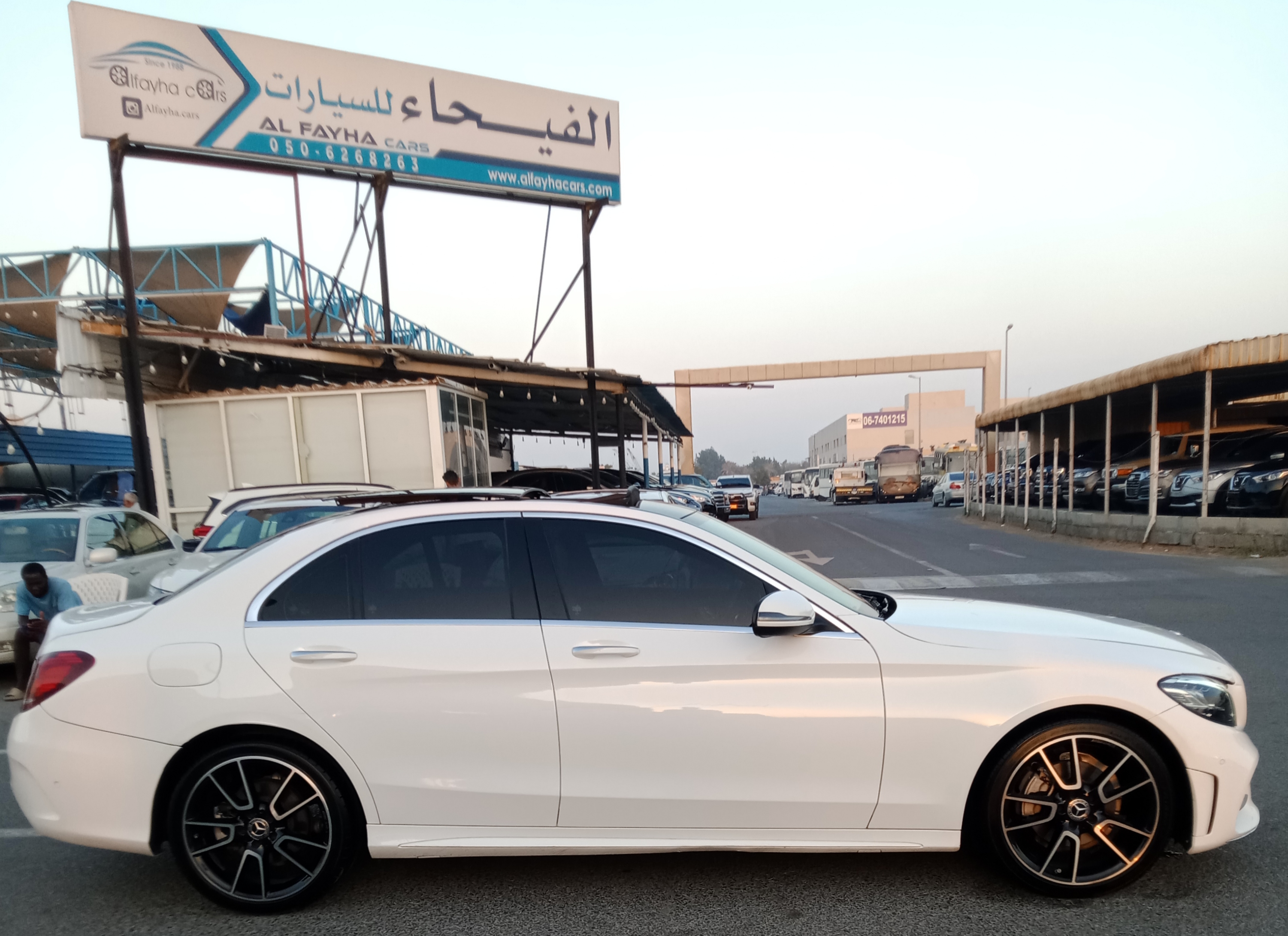 Mercedes-Benz C 200 V4 2.0 L Full Option Model 2021 (agency status)-pic_2