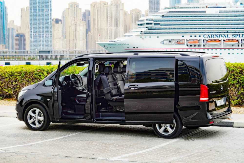Rent Mercedes Benz Vito 2020 in Dubai - Spacious Van-pic_1