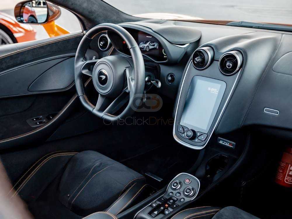 Rent McLaren 570S Spyder 2019 in Dubai - Luxury Sports Car-pic_2