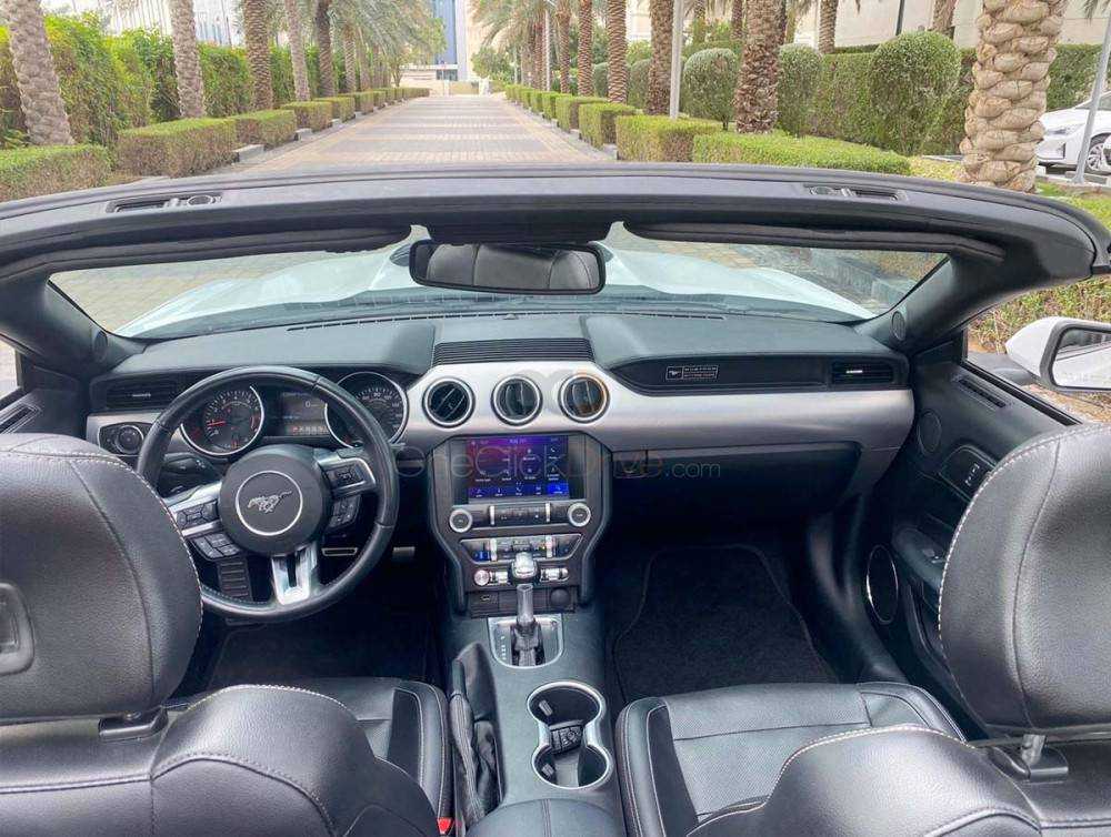 Rent Ford Mustang EcoBoost Convertible V4 2021 in Dubai-pic_4