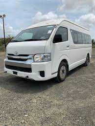 RENT TOYOTA HIACE 13 SEATER 2017 IN DUBAI-pic_4