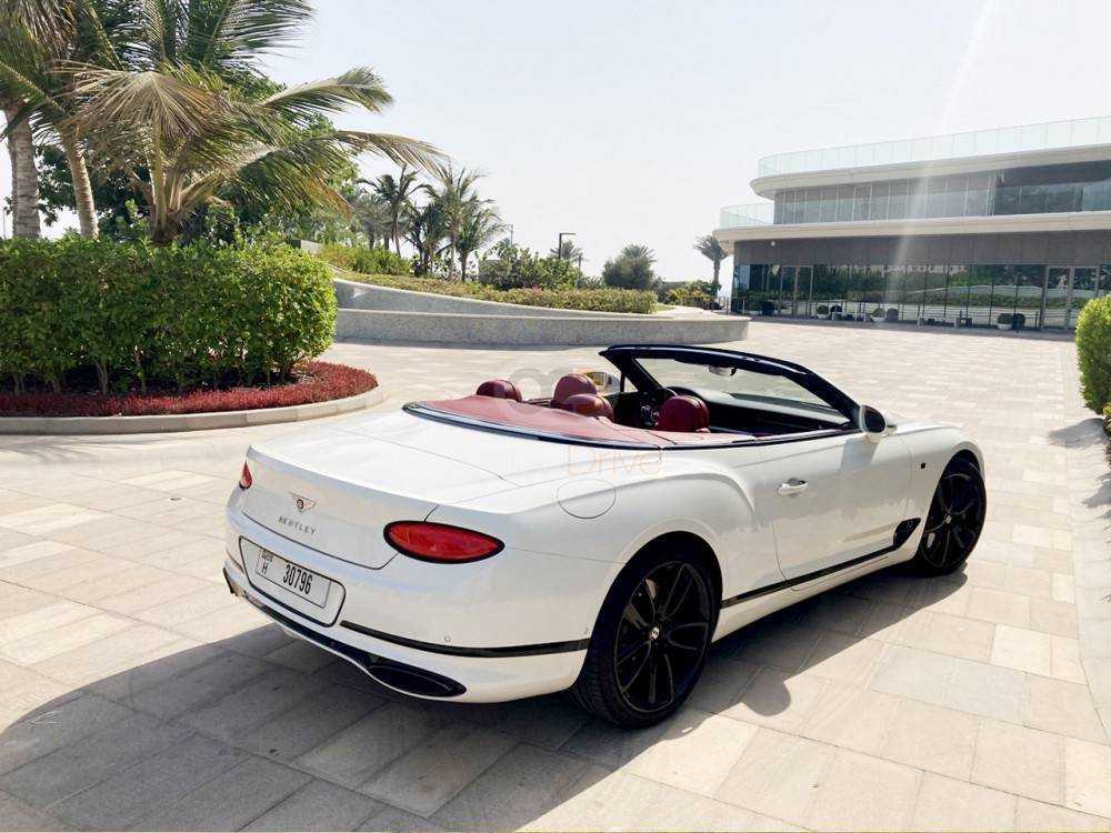 RENT BENTLEY CONTINENTAL GT CONVERTIBLE 2020 IN DUBAI-pic_6