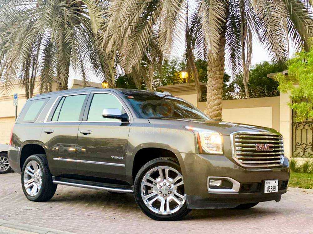 RENT GMC YUKON 2019 IN DUBAI-pic_1