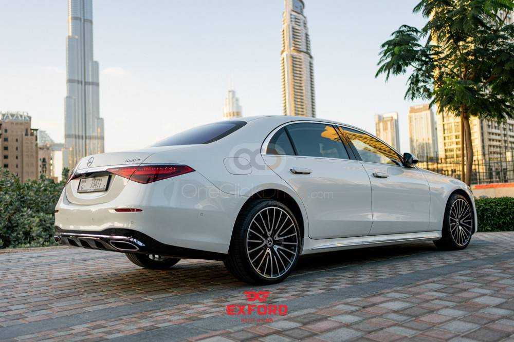 Rent Mercedes Benz S500 2021 in Dubai-pic_5