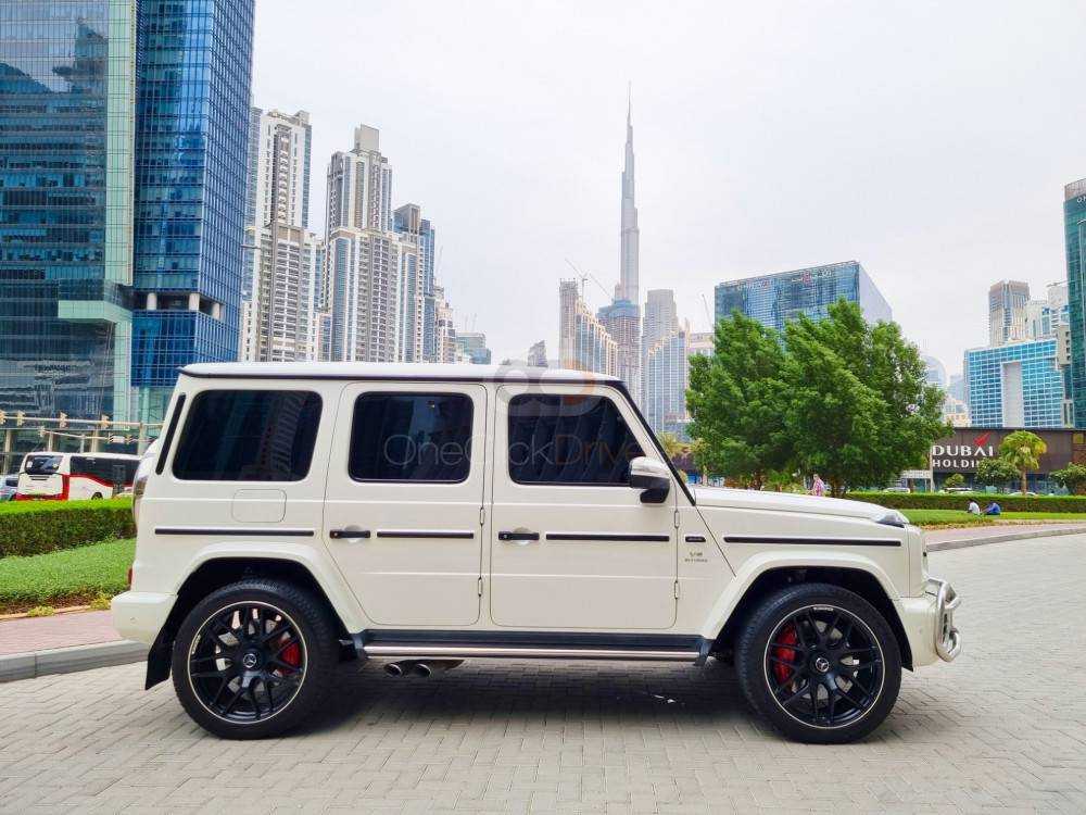 Rent Pearl White Mercedes Benz AMG G63 2019 in Dubai-pic_1