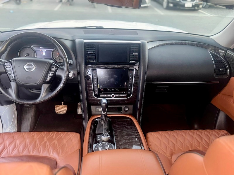 Nissan Patrol SE Platinum City-pic_1
