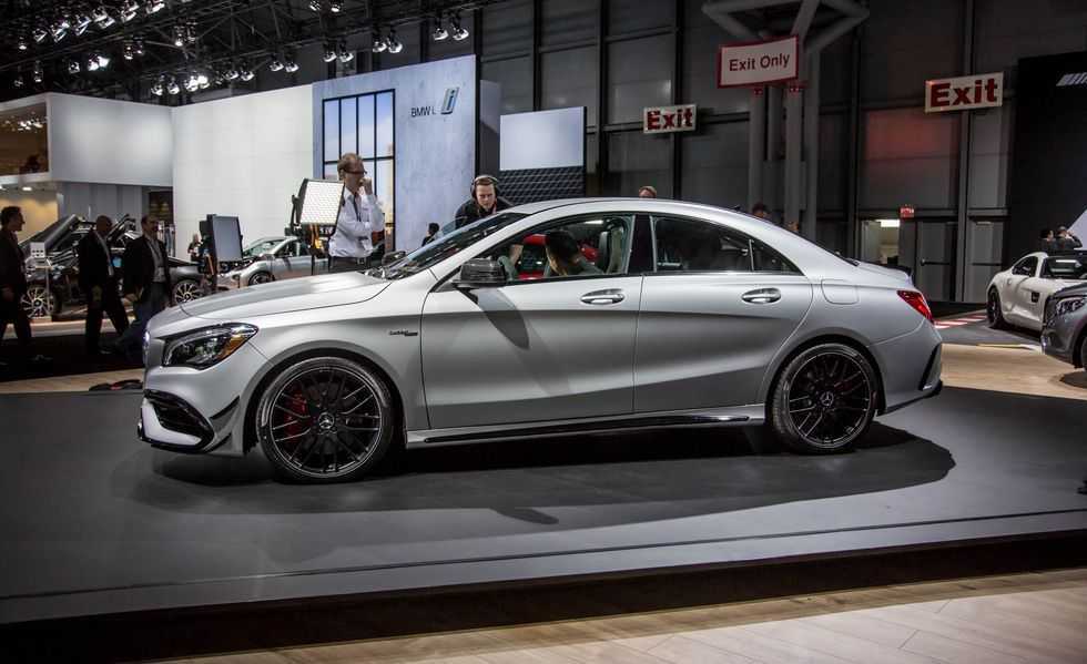 RENT MERCEDES BENZ CLA 250 2018-pic_2