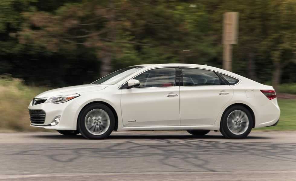 Rent Toyota Avalon 3.5-pic_4