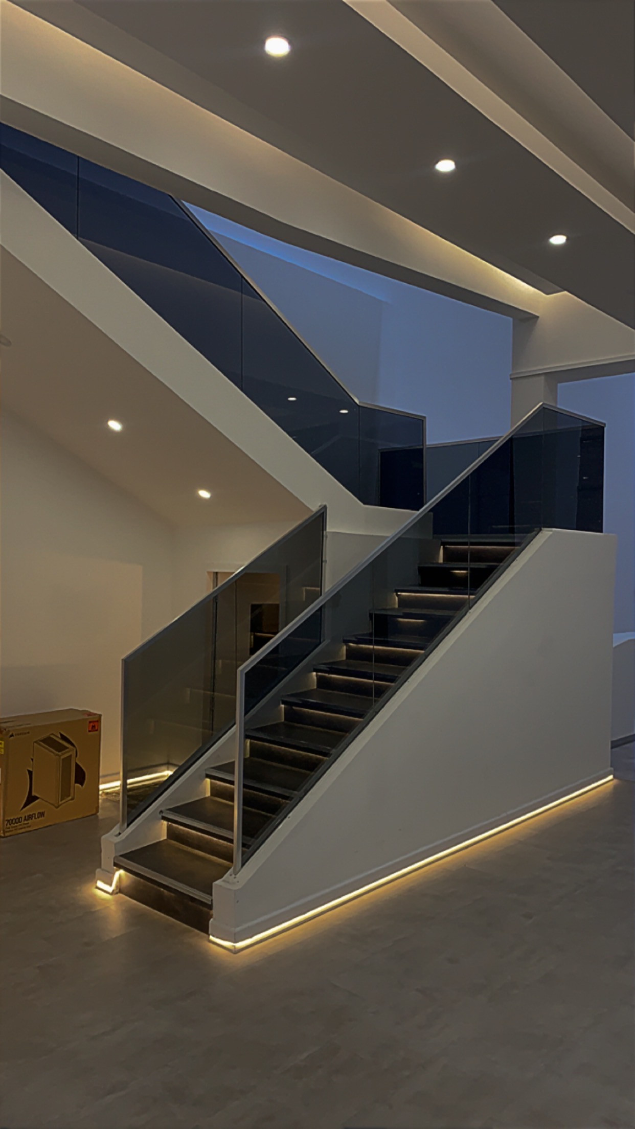 Specialized Works in Aluminium, Glass, MDF & More أعمال متخصصة في الألمنيوم، الزجاج، MDF وأكثر-pic_2